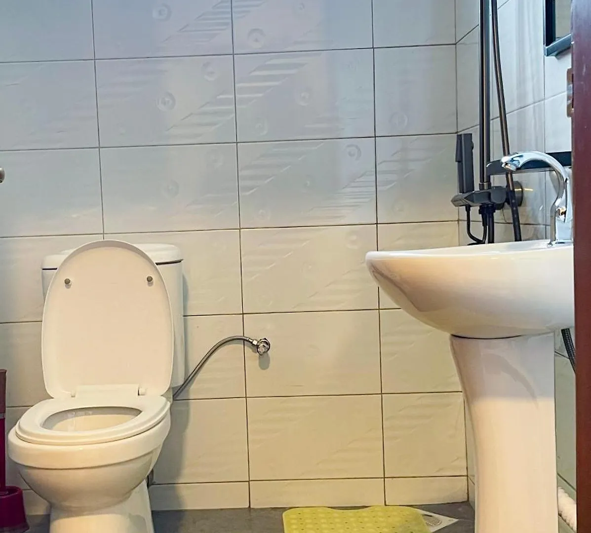 Oda ve Kahvaltı Efrona Homes Kampala